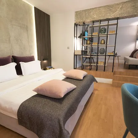 47 Luxury * Athen